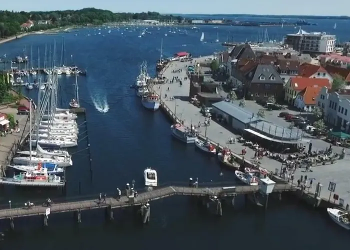 Seaside - Beachhouse Wave Eckernförde